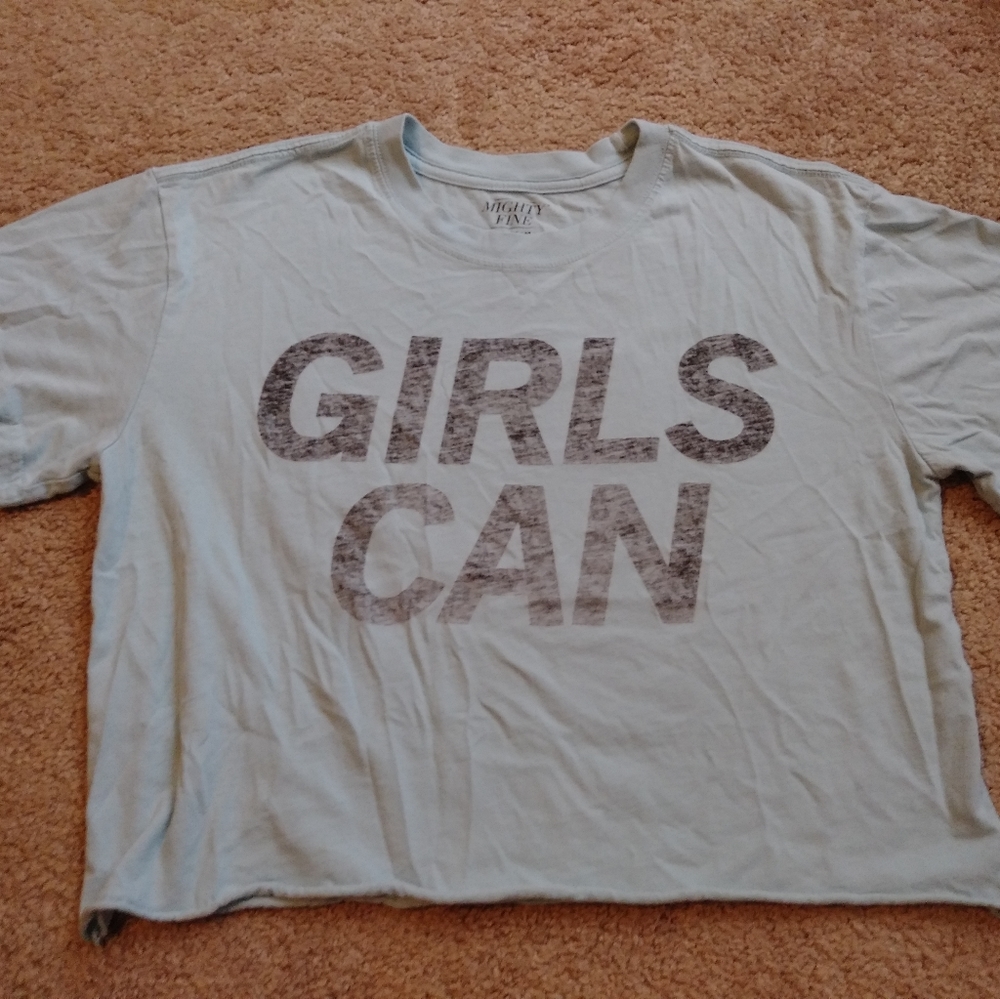 Cropped short sleeve shirt